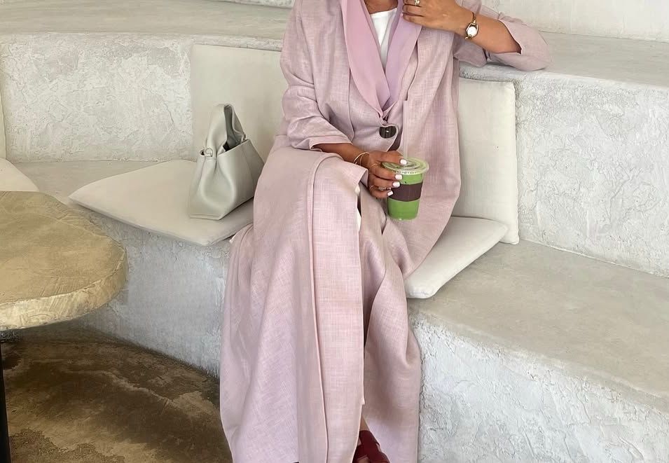 Hajra's Bold & Chic Abaya Style